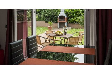 Croazia Privát Zambratija, Esterno